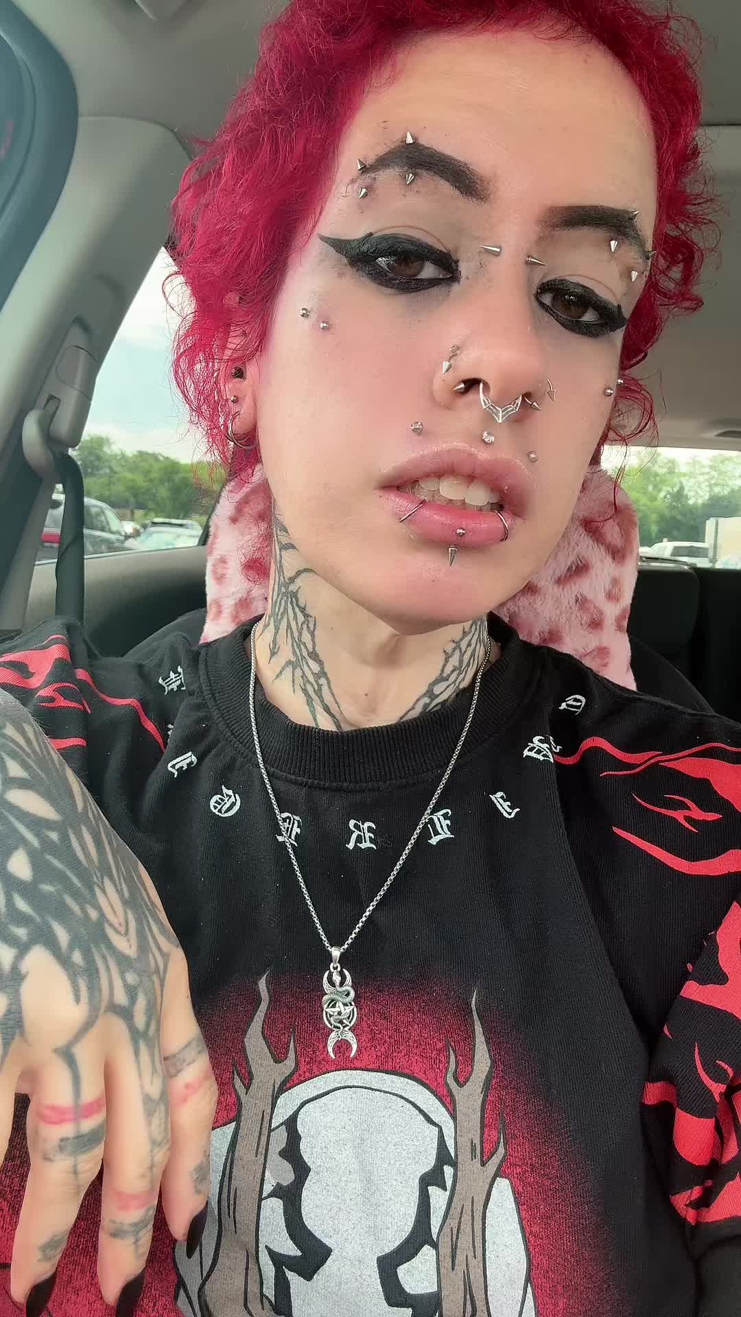 @⛧ &real;𝔢𝔟𝔢𝔠𝔠𝔞 ⛧
