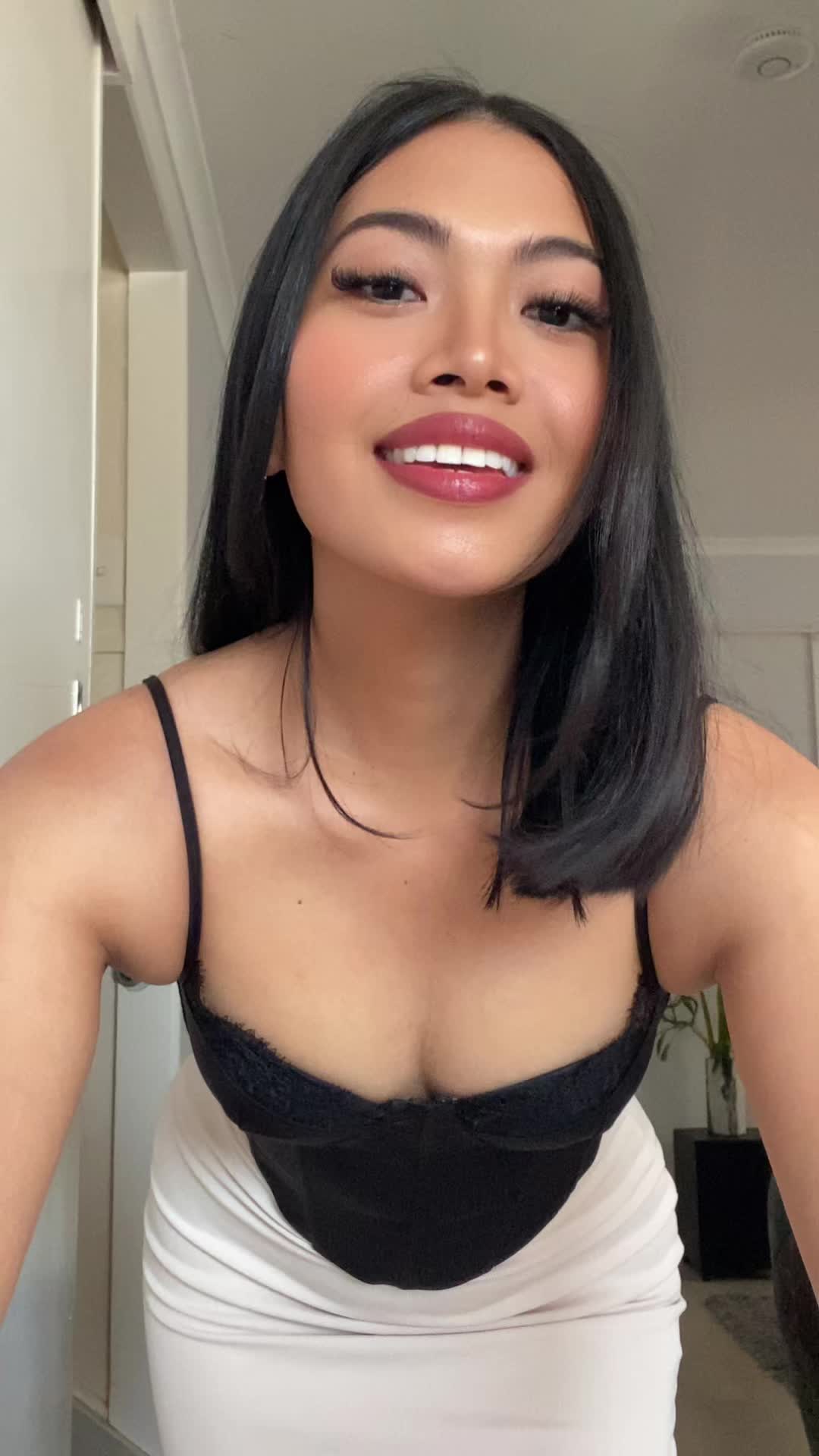 @Mellikay8 on IG