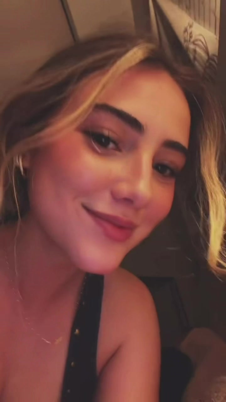 @Elsitaaaaa