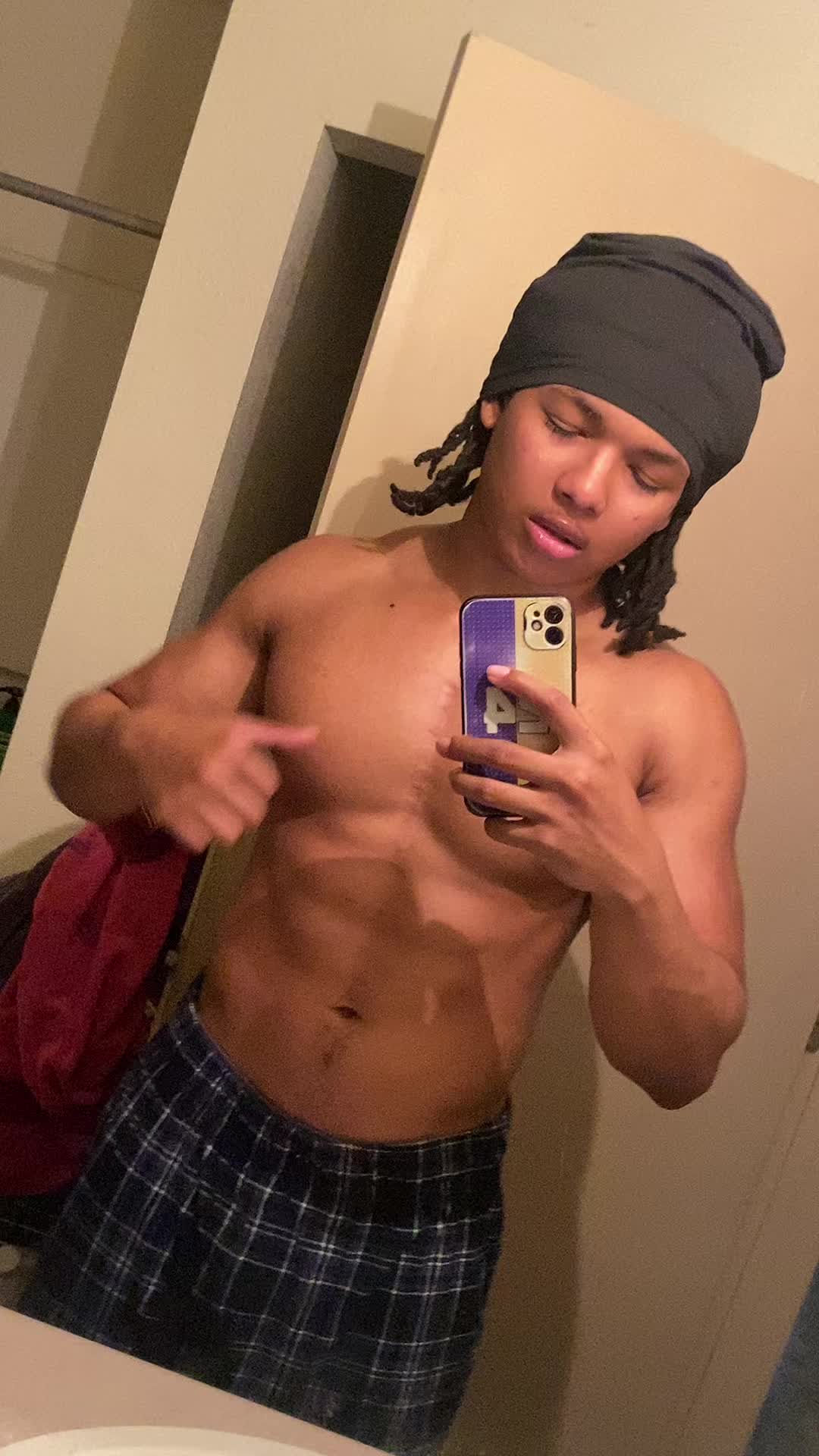 @AvantgetsYouwetta