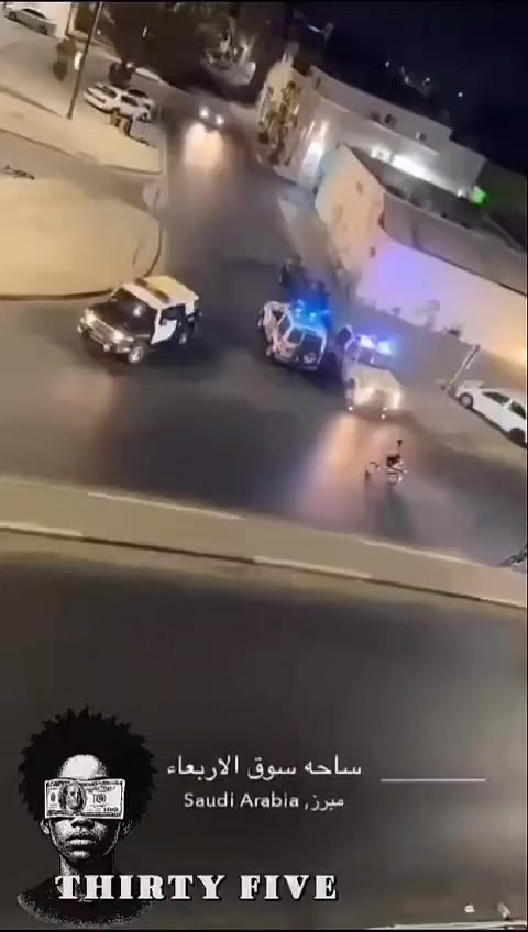 @عَےـلَو🧸   ✪