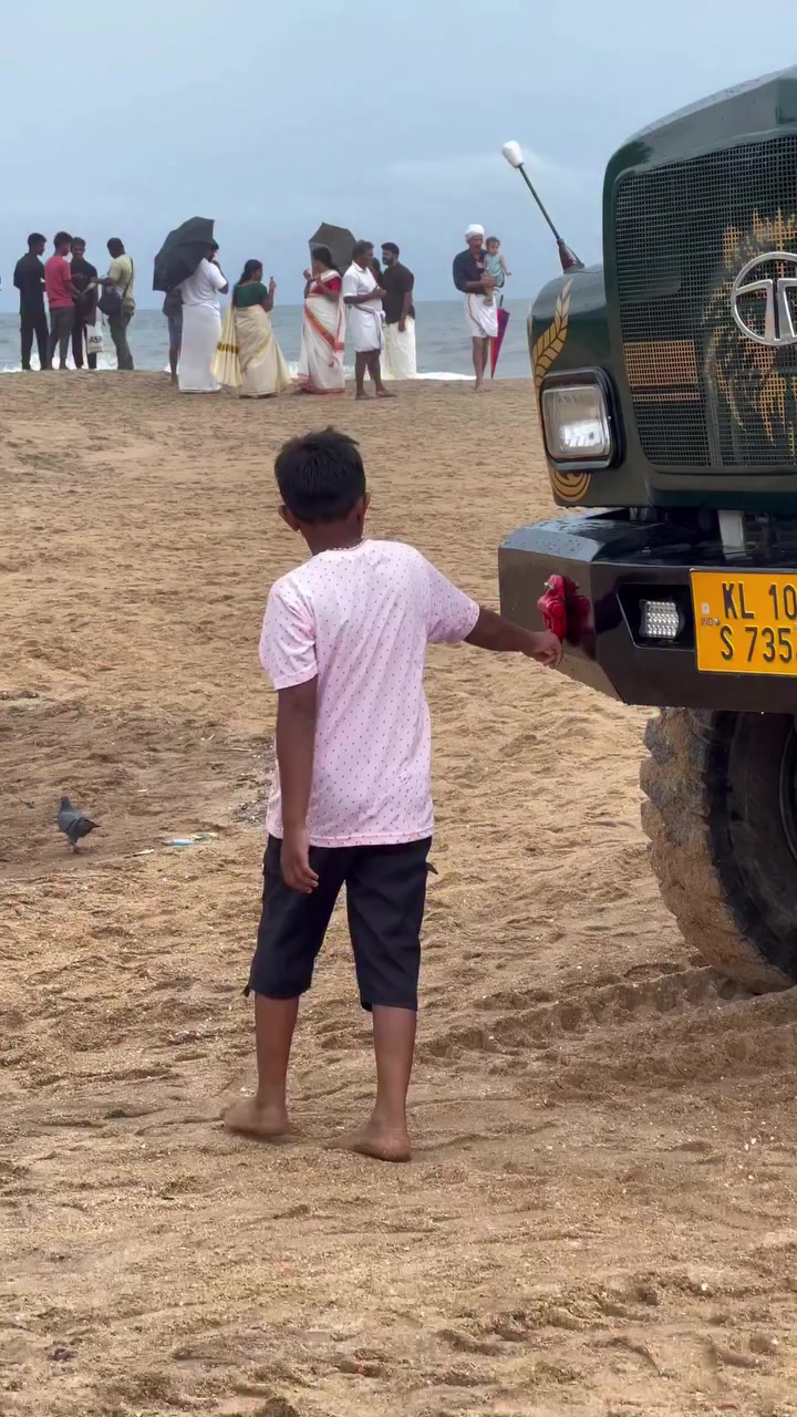 @niyas_valanchery