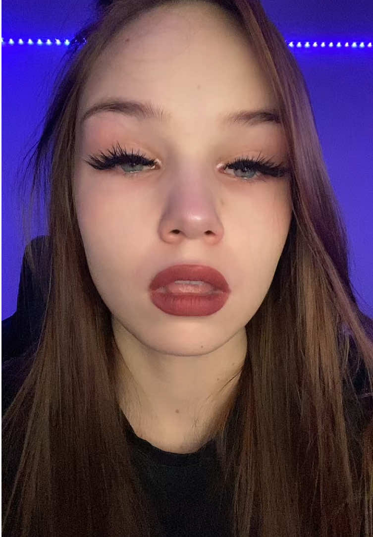 @ника милова