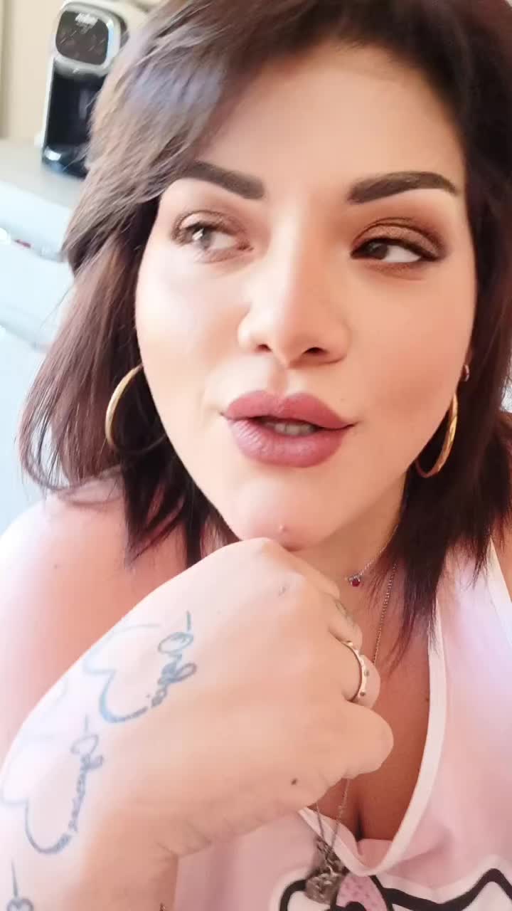 @Angelina