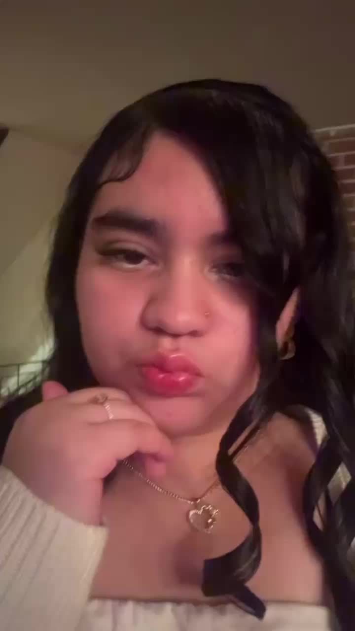 @María Villamil