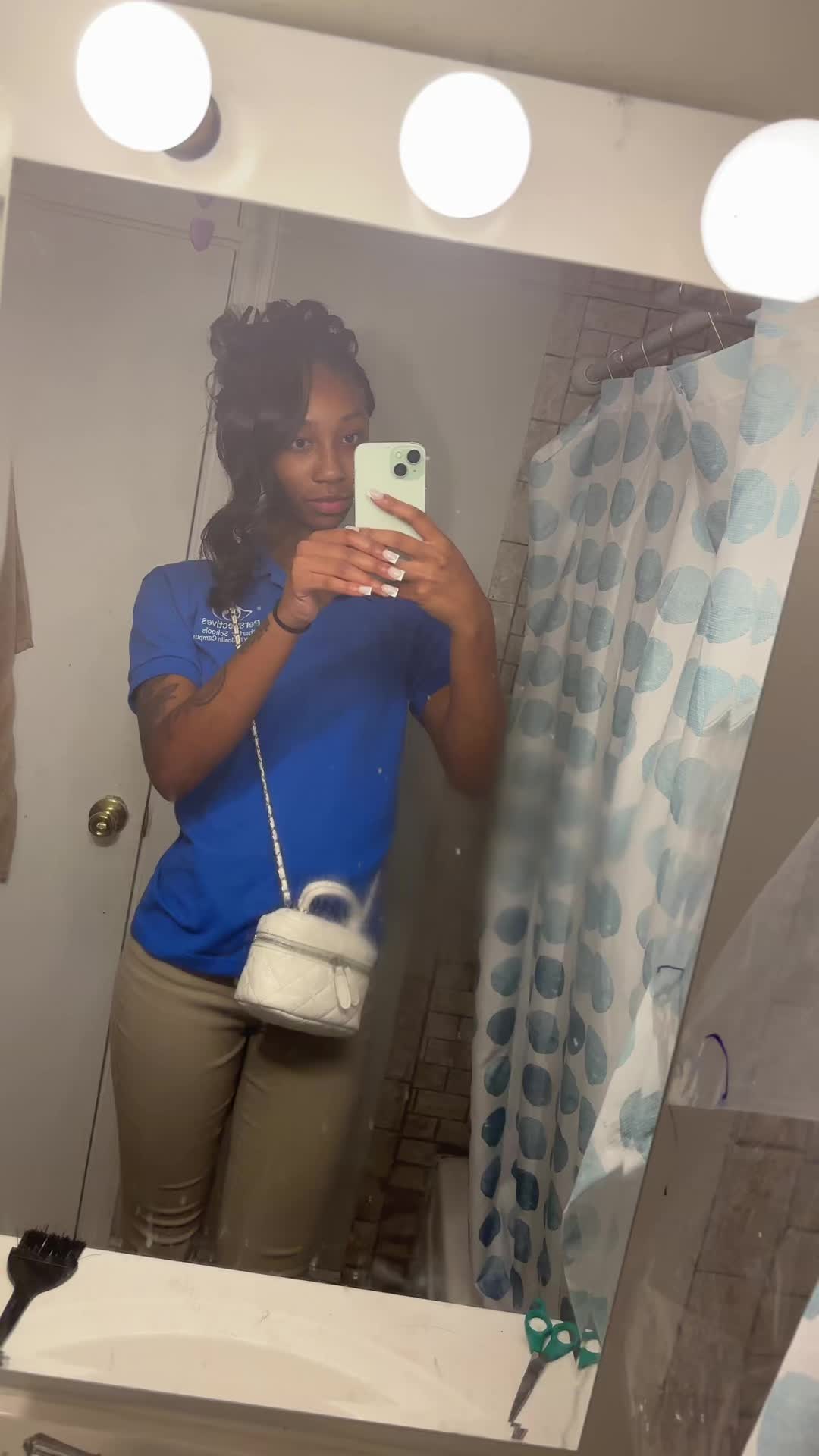 @_.a.a.liyah._