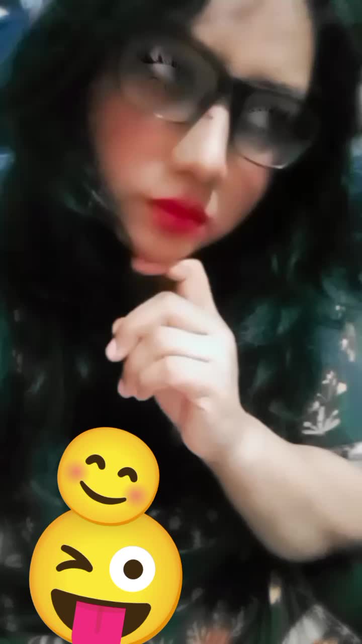 @SABA KHAN official ❤️🇵🇰