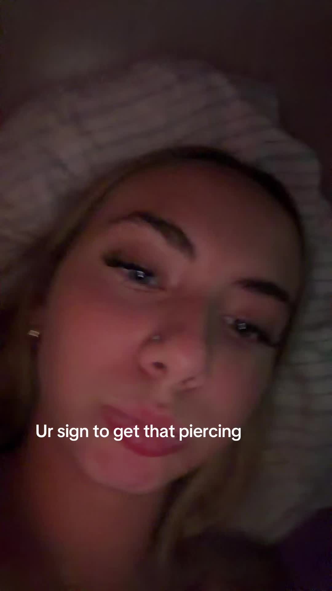 @???