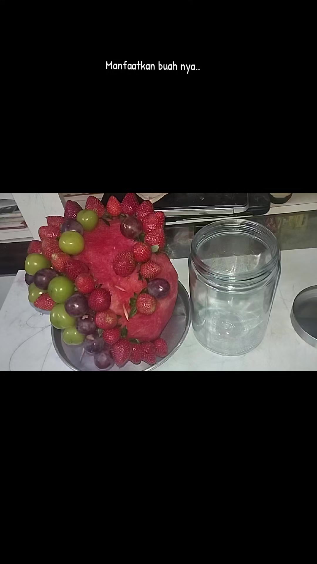 @momhie