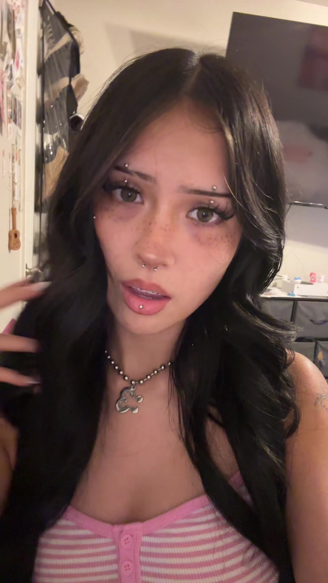 @shylah :3