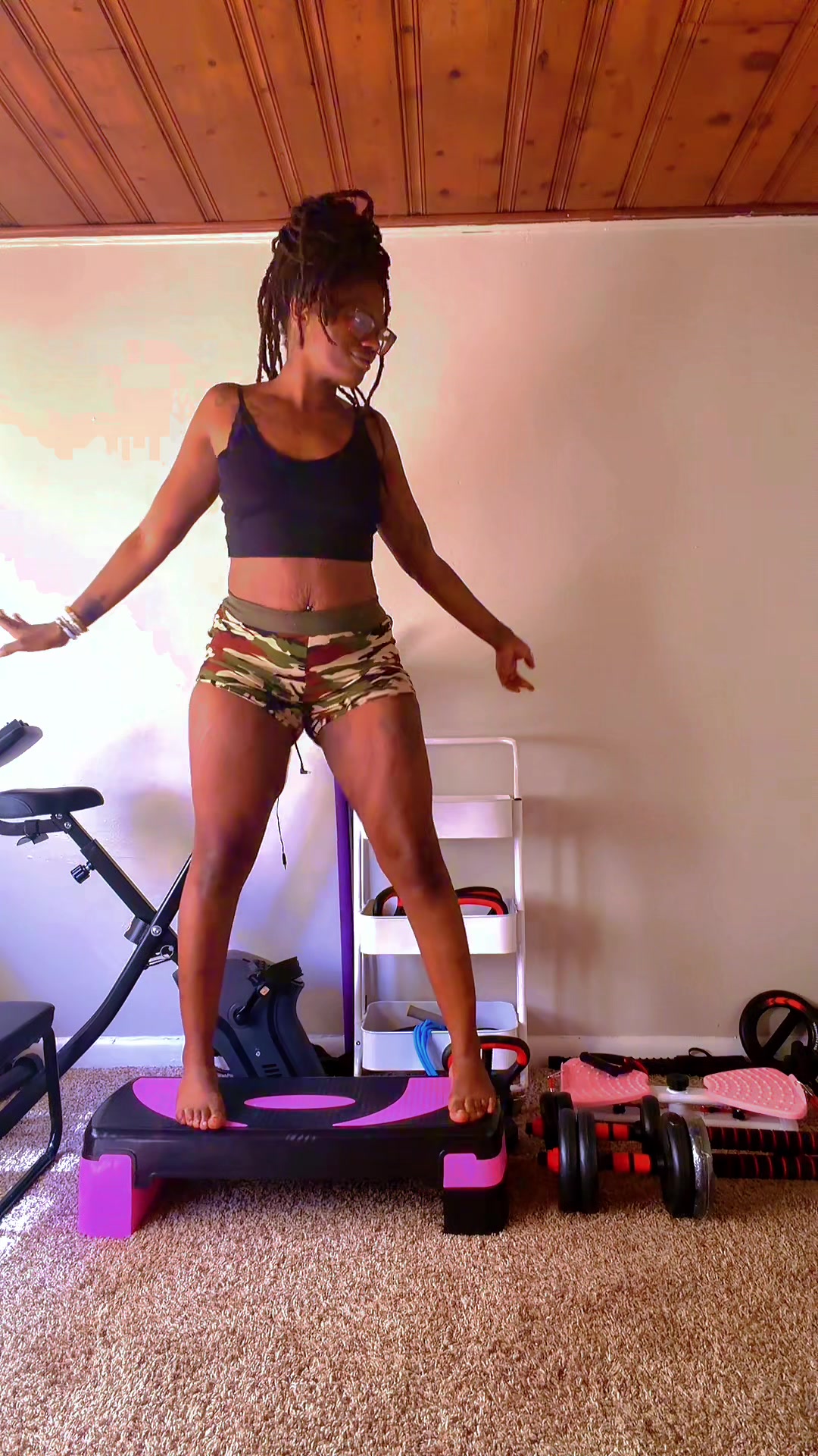 @Queennneisha