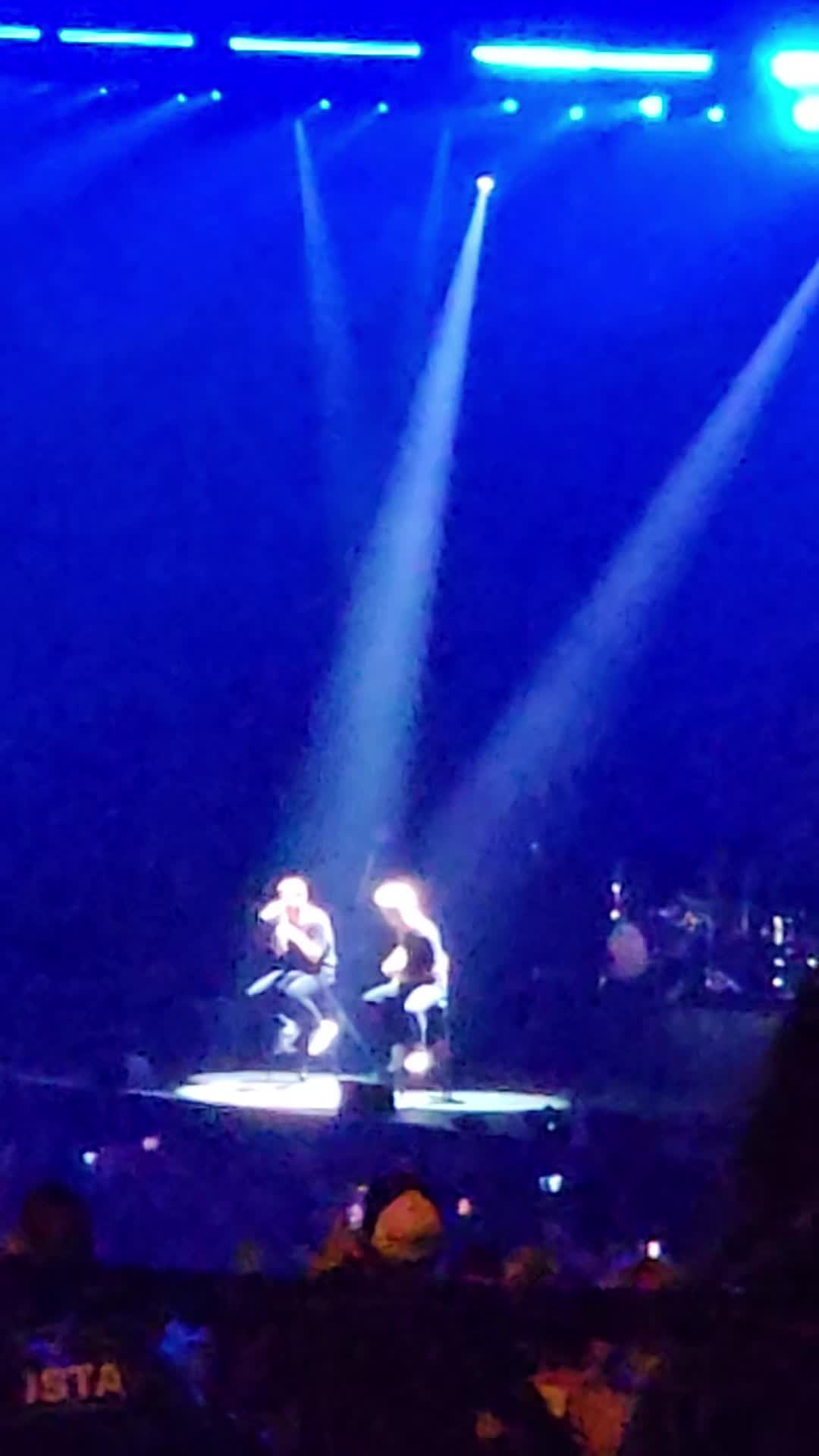 @Dani💗