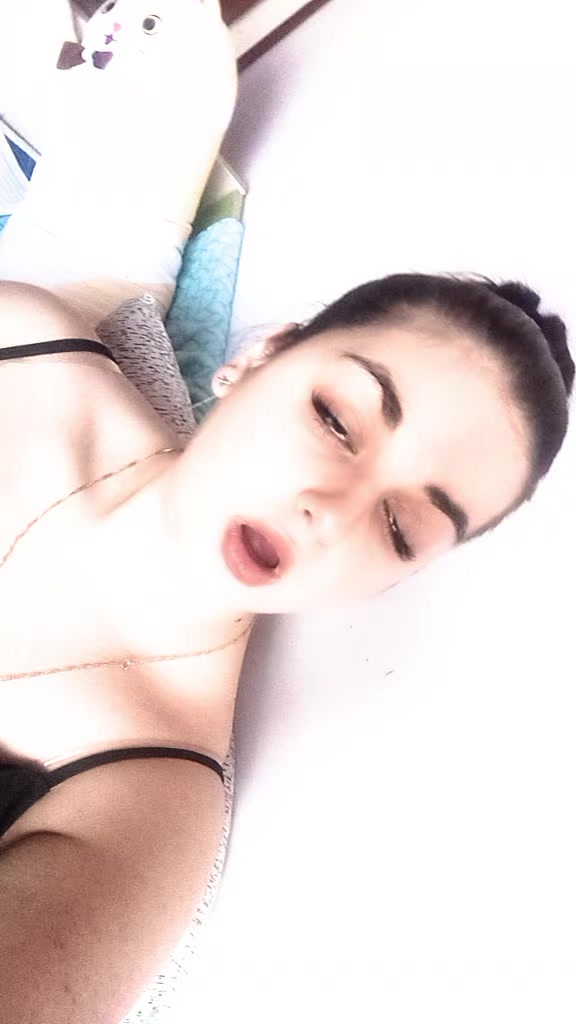 @Valeria ❤️🩹