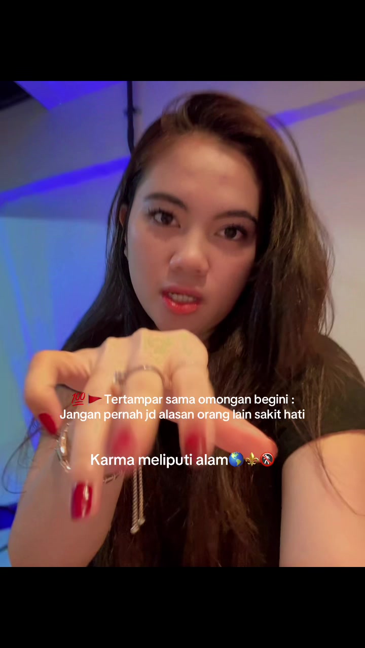@AGNESSTANIA