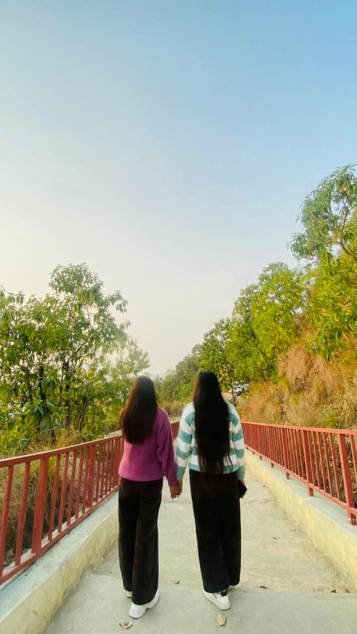 @anshuydv 🦋💫