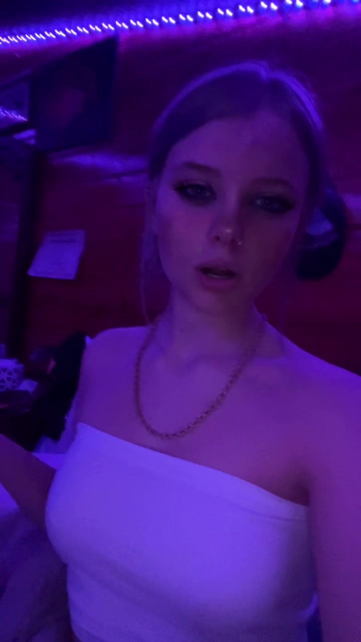 @🔴