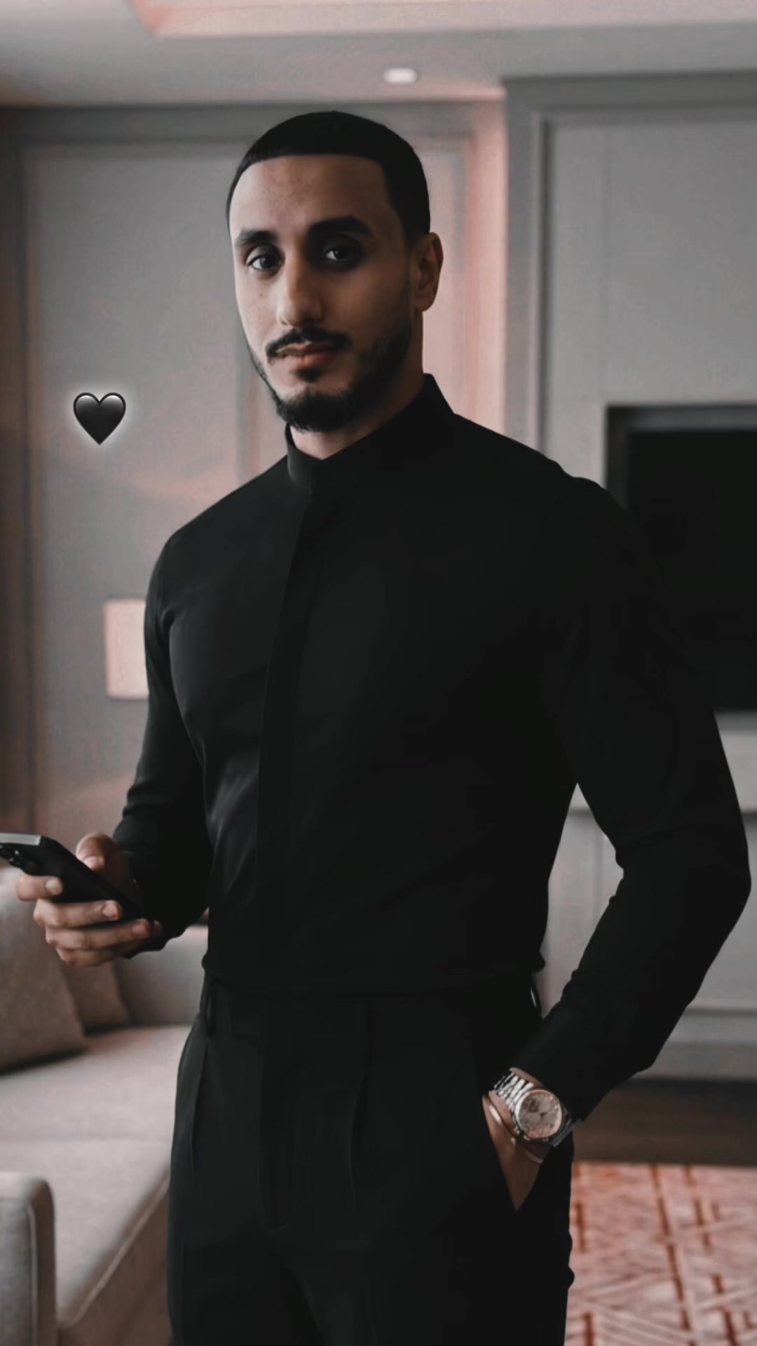 @رَائِدْ|★&hearts;︎البيريش&hearts;︎★🖤🦅