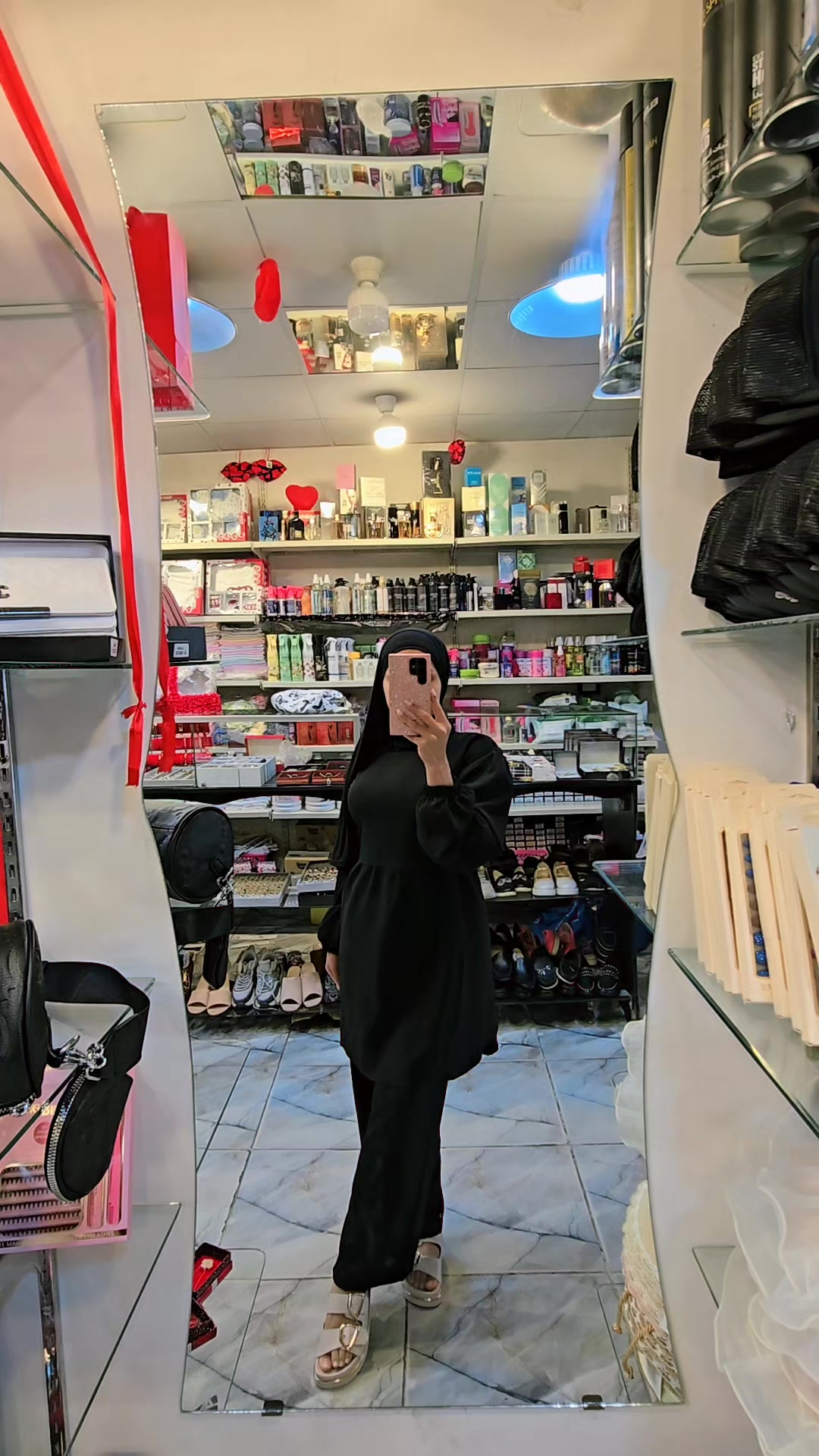 @هياما /ملابس/احذية/اكسسوارات