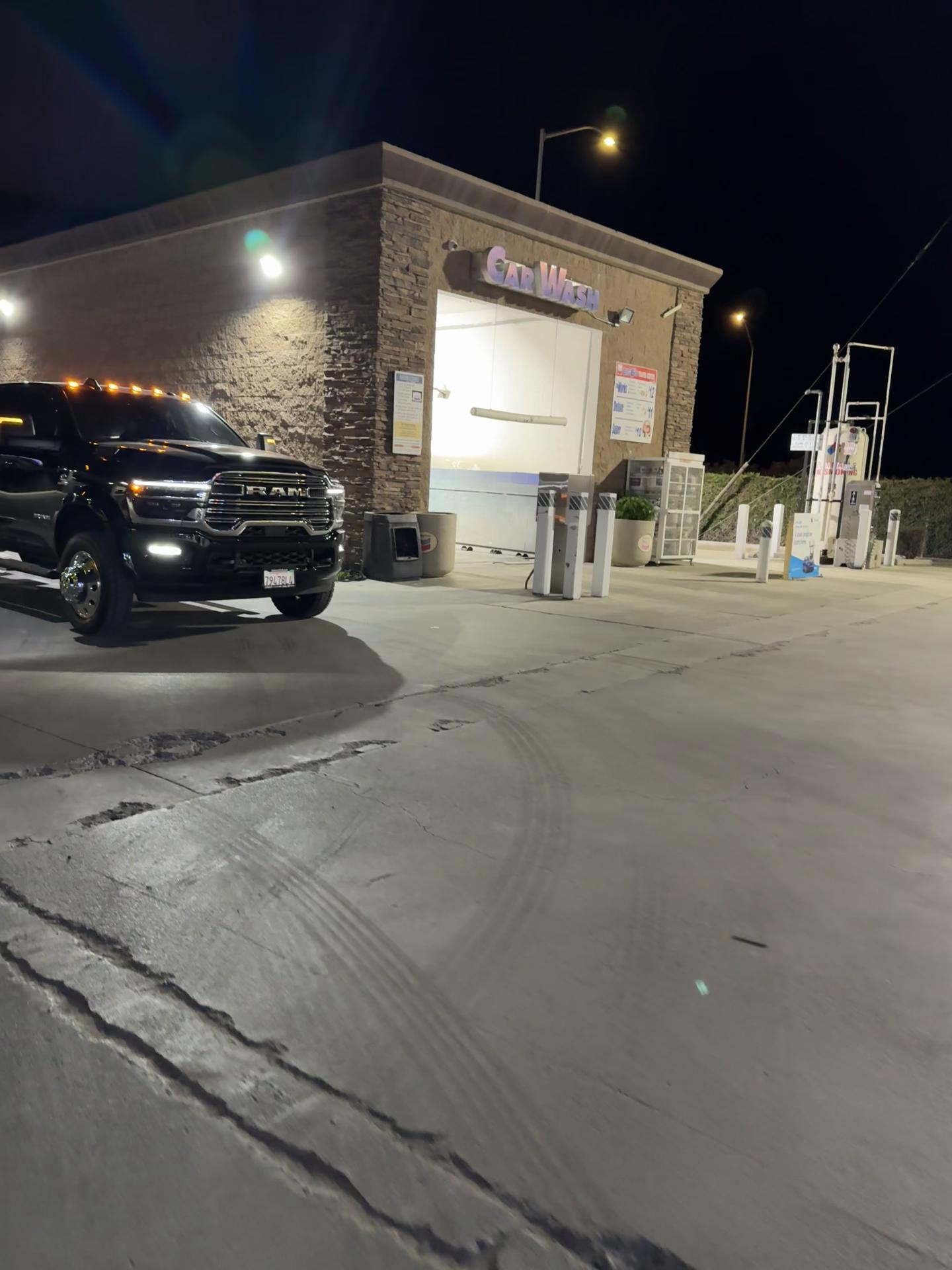 @Straight haulin