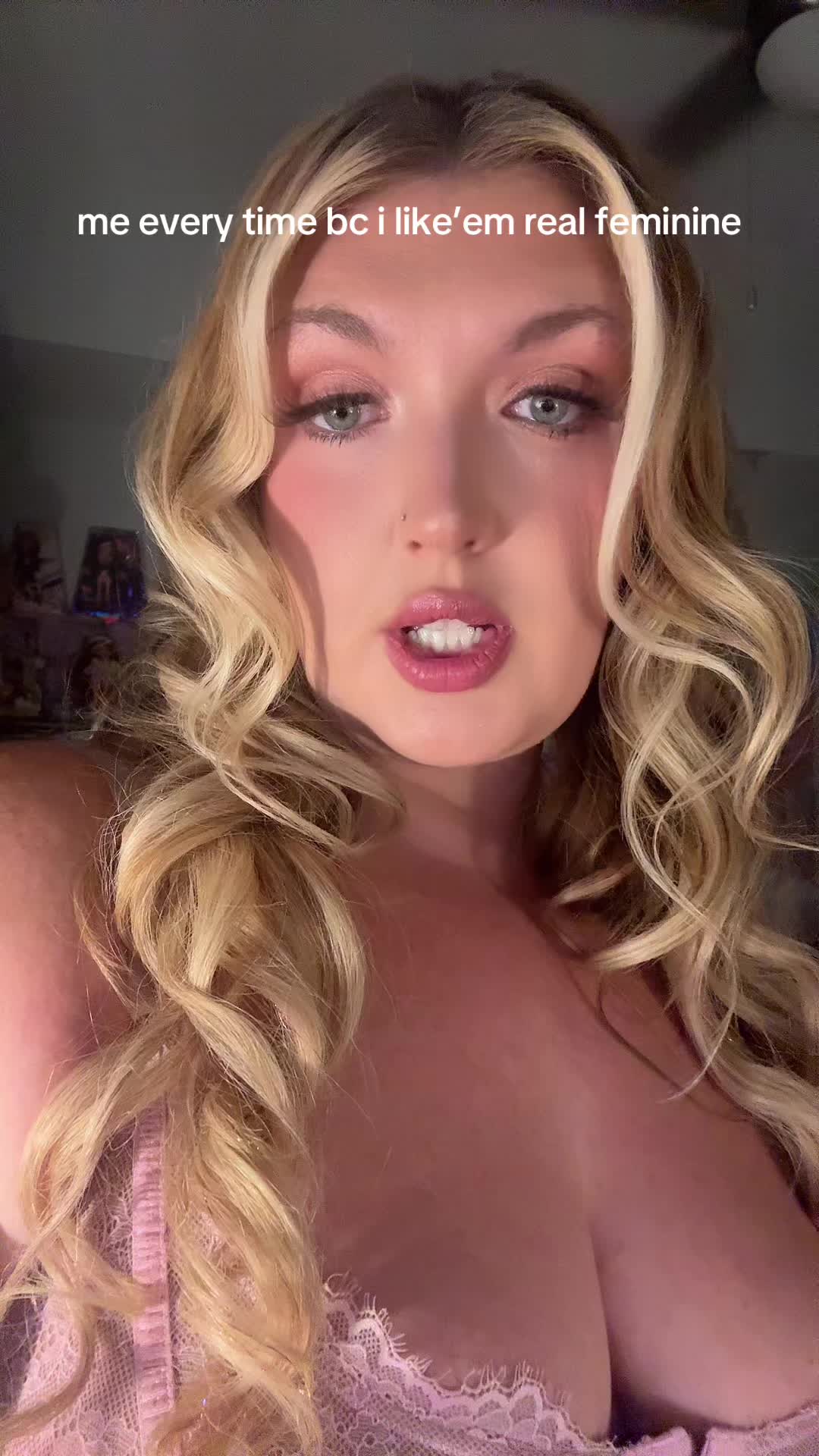 @Shespinkplush