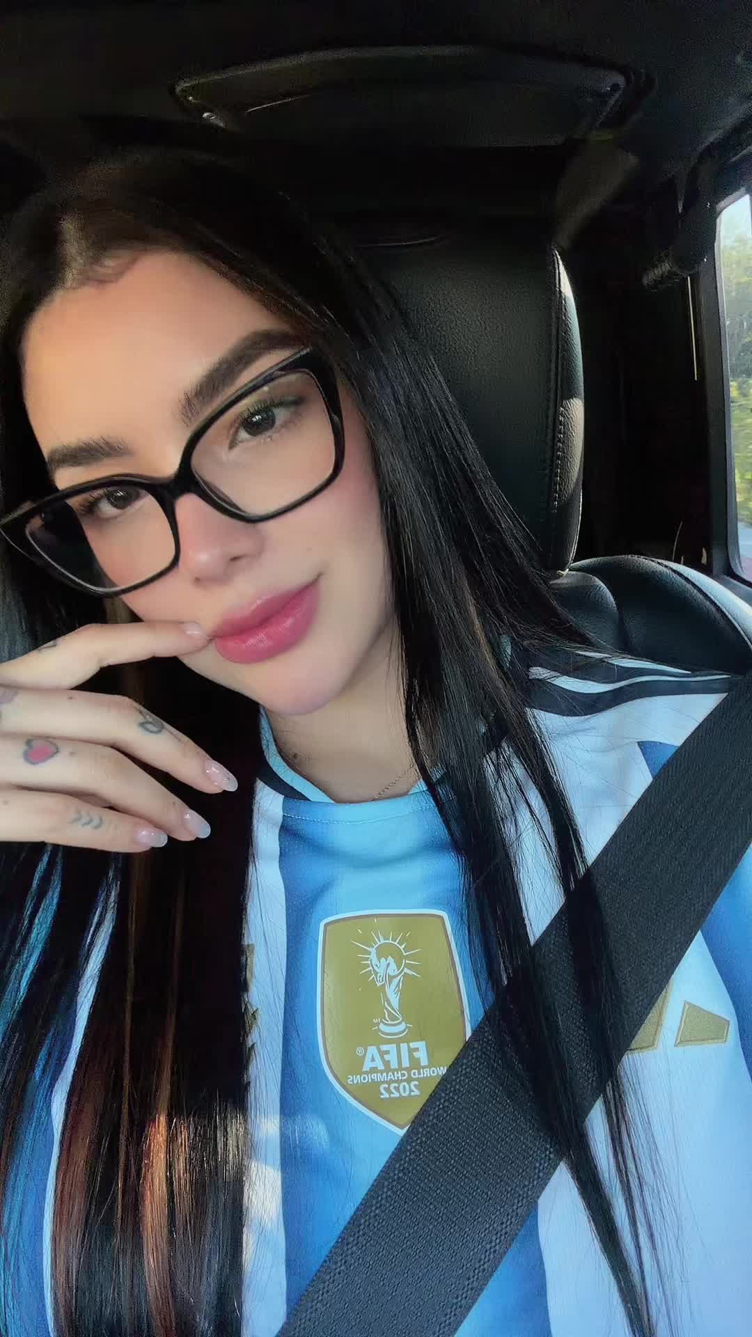 @Marian Gomez.