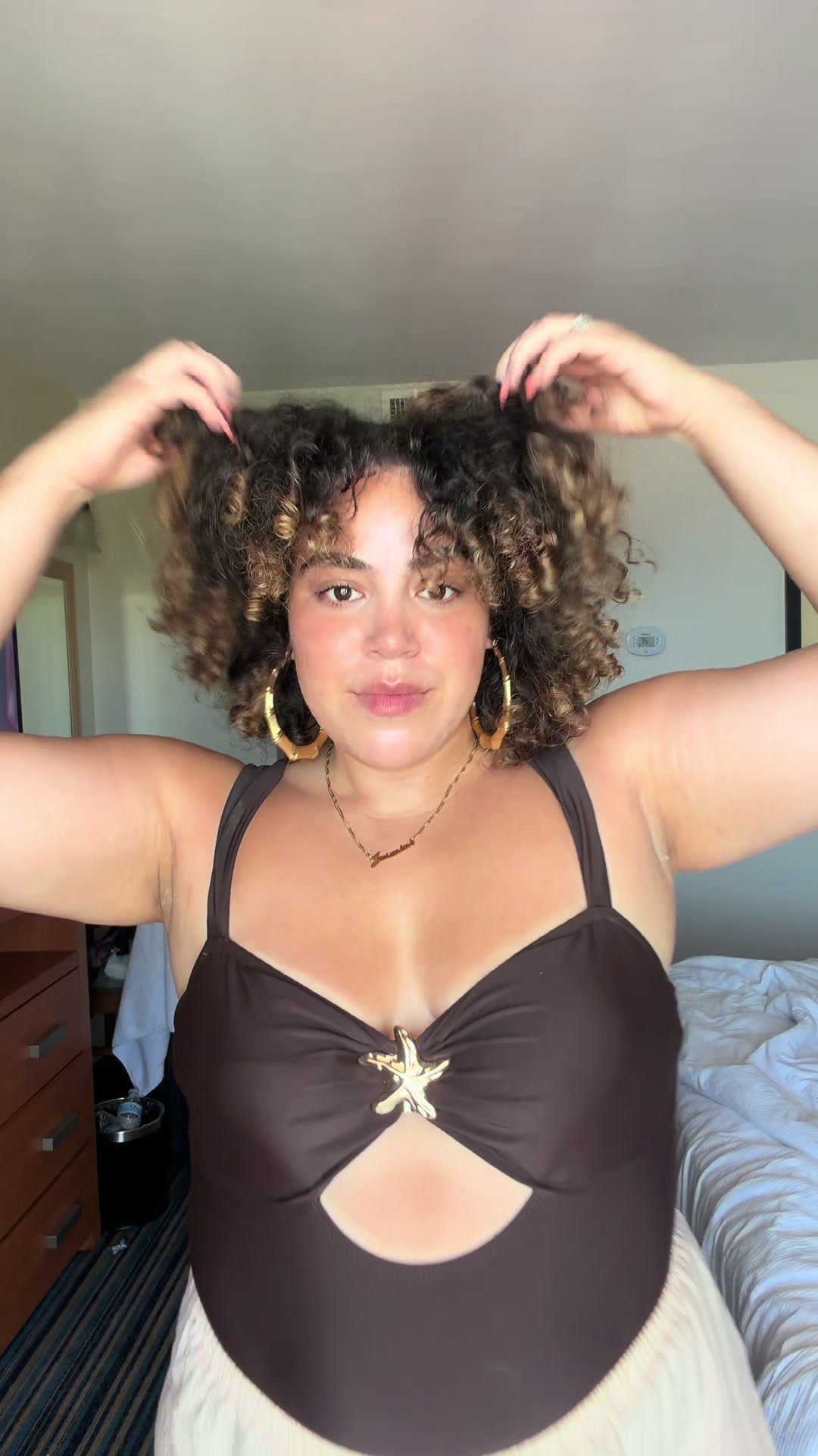 @curlyjawn_jas