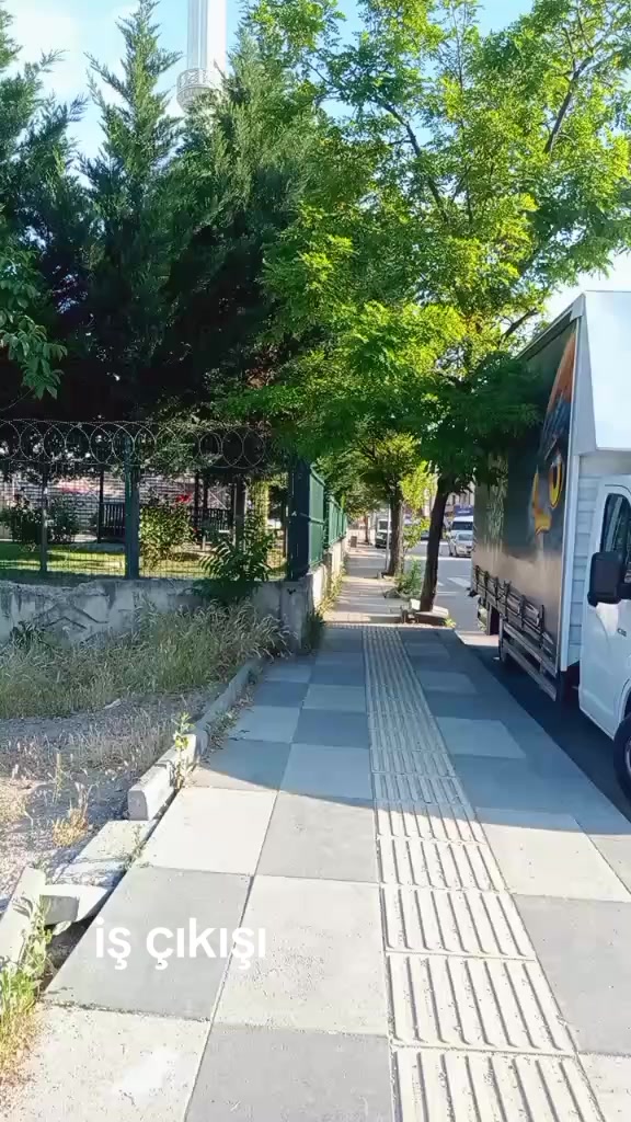 @Kimse Benden Değerli Değil....