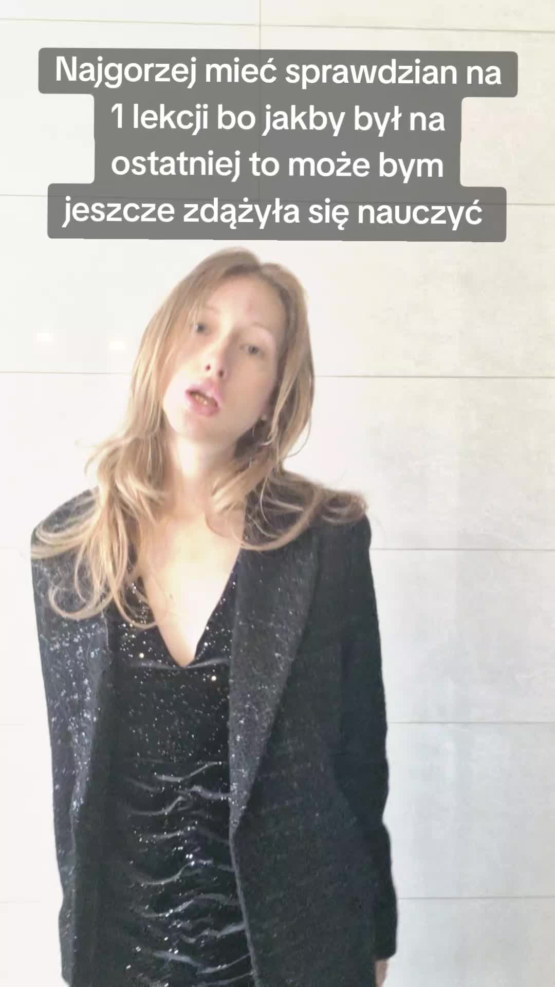 @amelianital