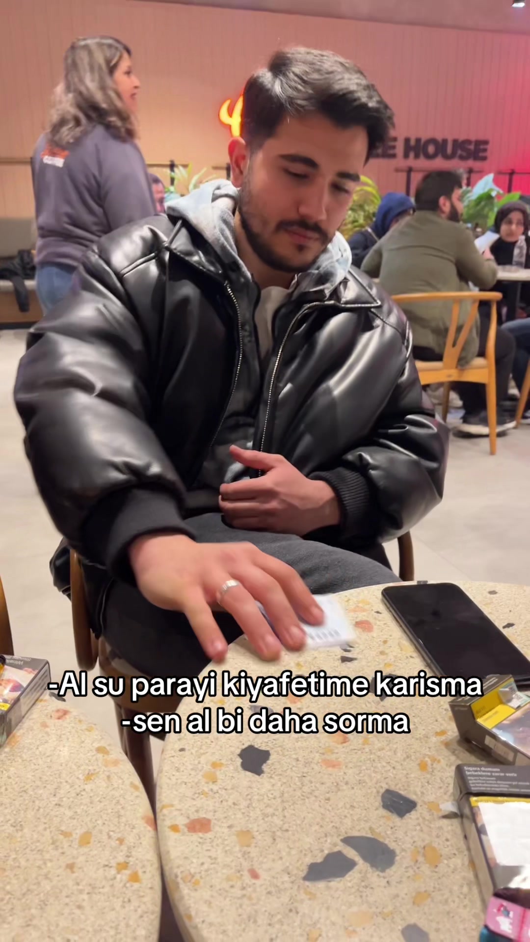 @Bukett