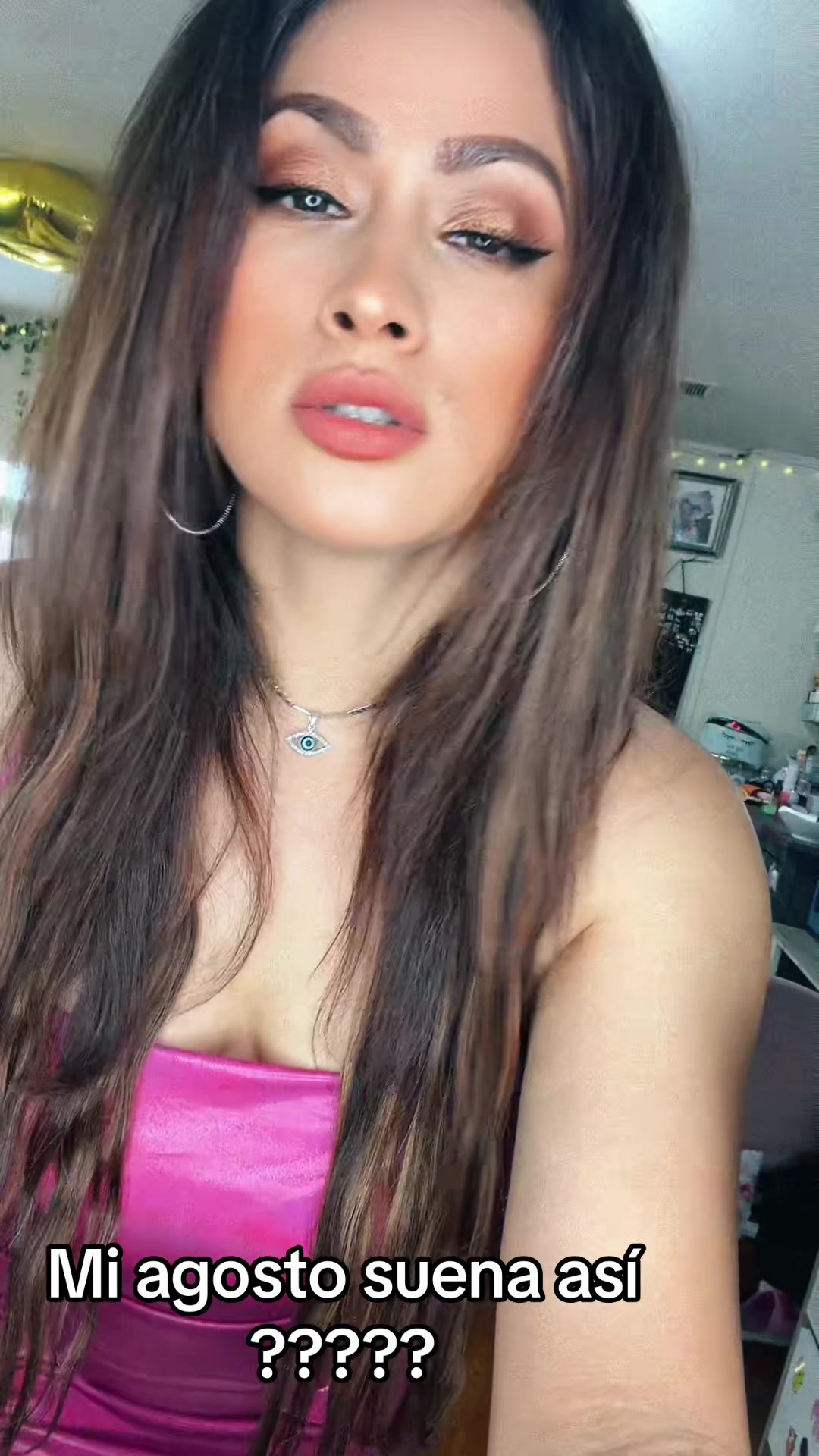 @Anahi