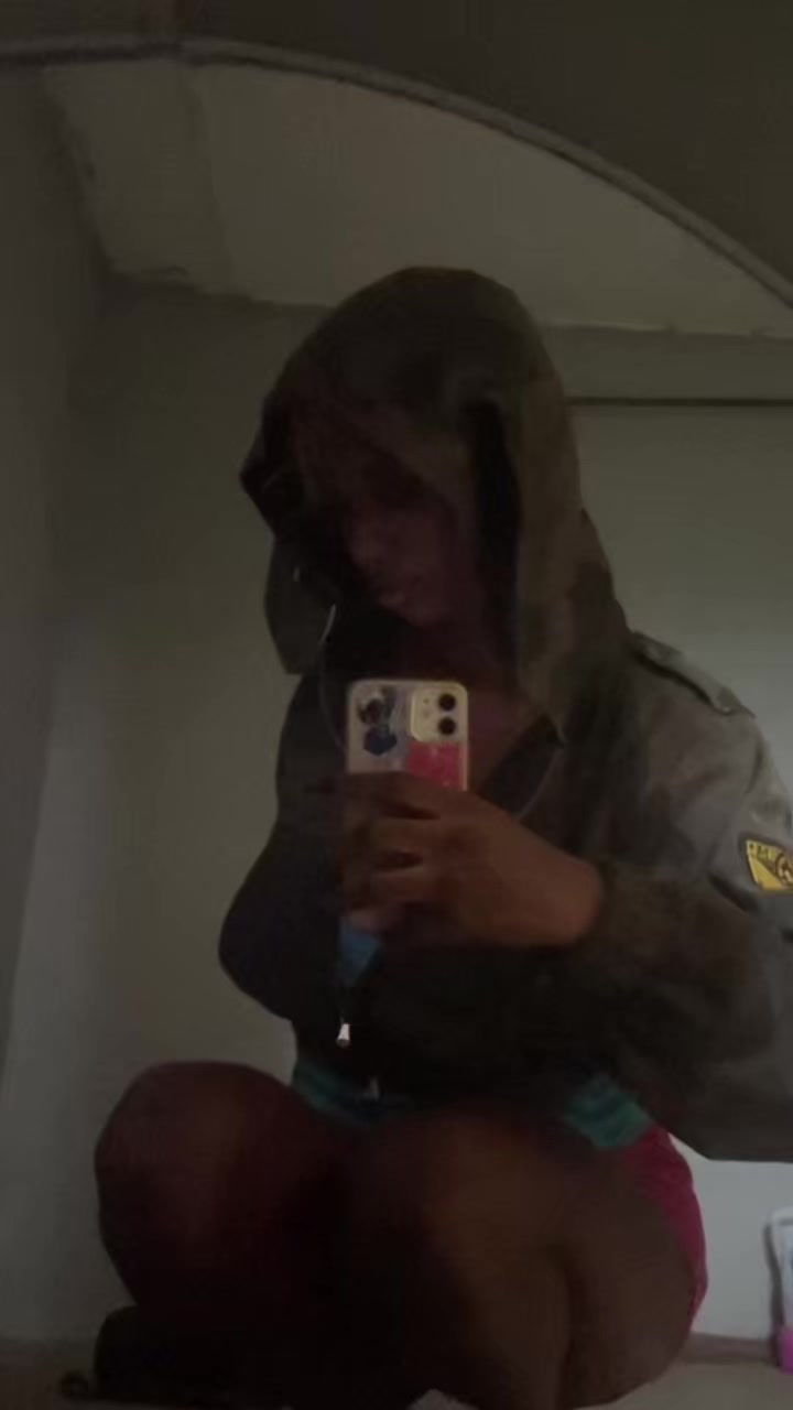 @️5&rsquo;8 sexy ALPHA FEMALE 🙂&zwj;↕️