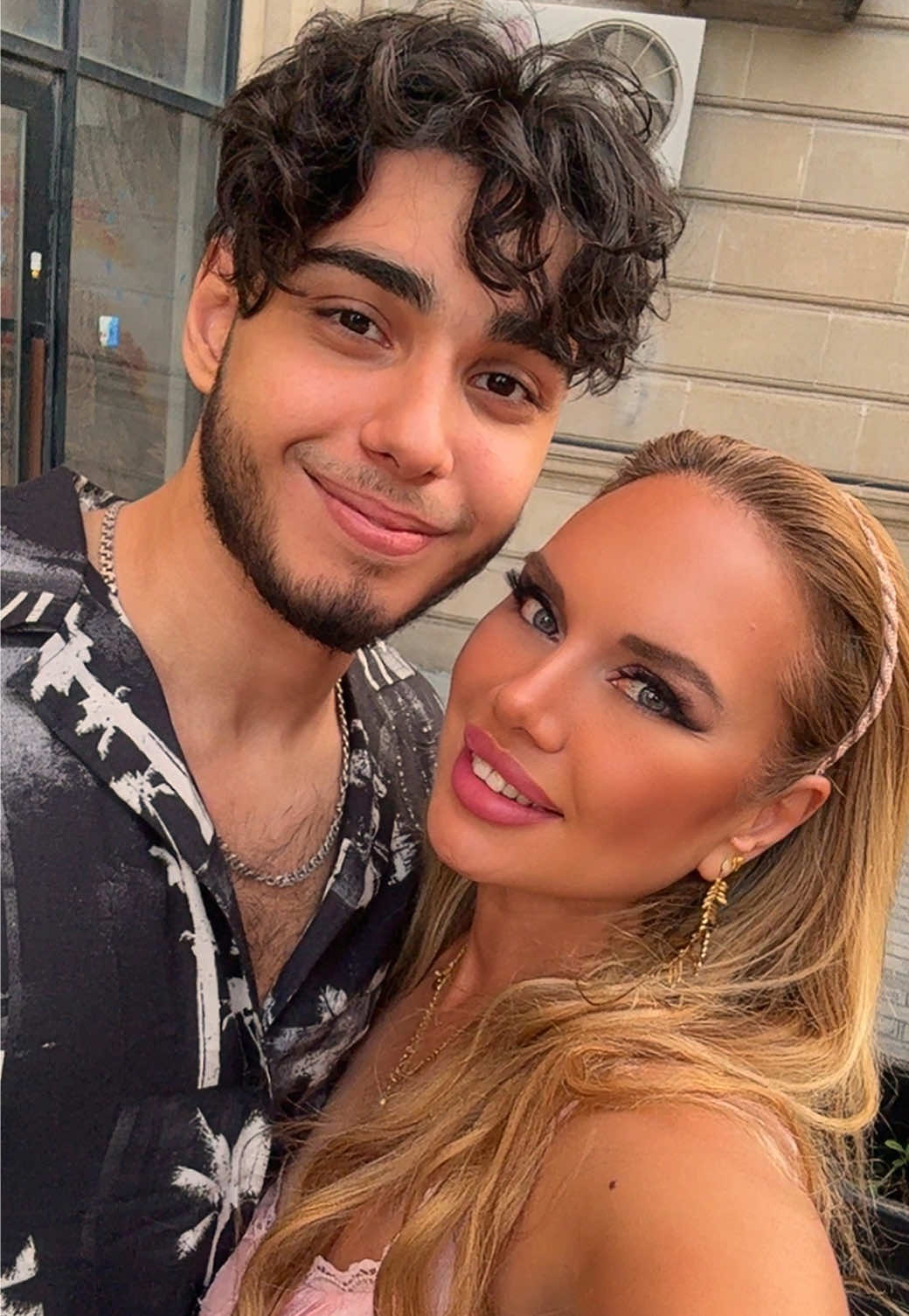 @꧁༺ 𝓐𝔂𝓵𝓾𝓼𝓱𝓪 ༻꧂🇦🇿💖