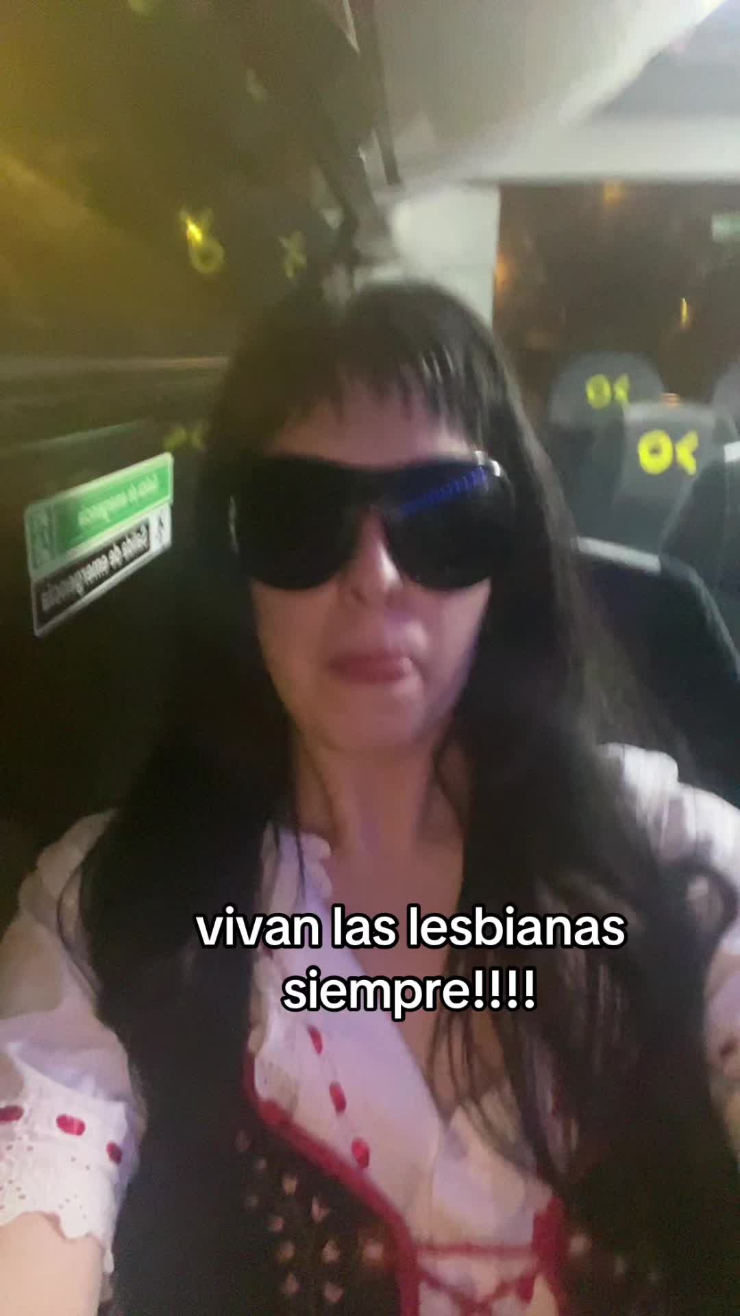 @lauraacl_