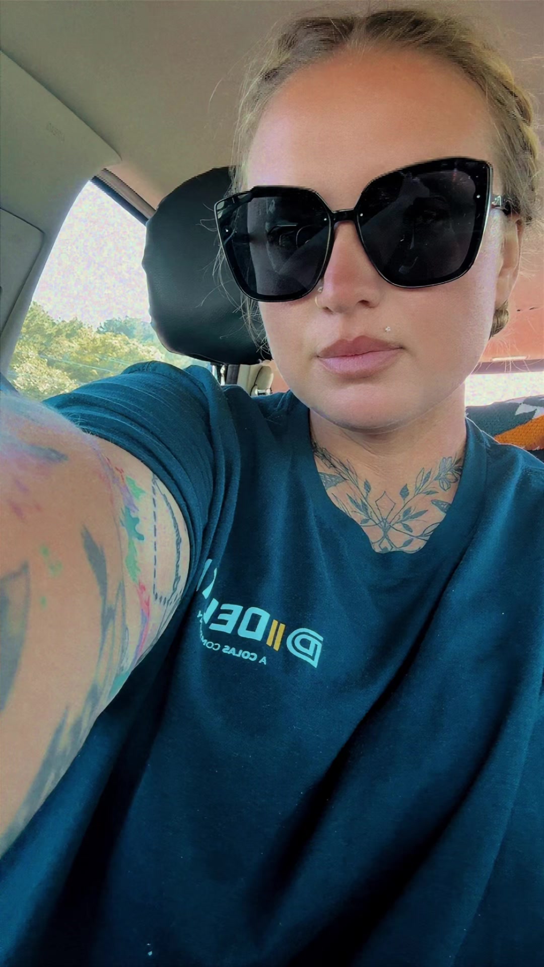 @BlueCollarBaddie 🤟🏼🫶🏼