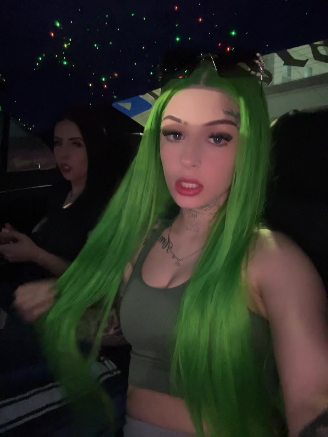 @Lilyrrrose