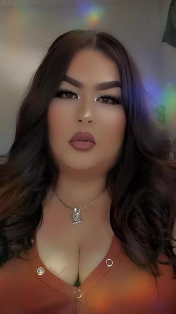@𝒟𝒪𝑀𝐼𝐼🌸