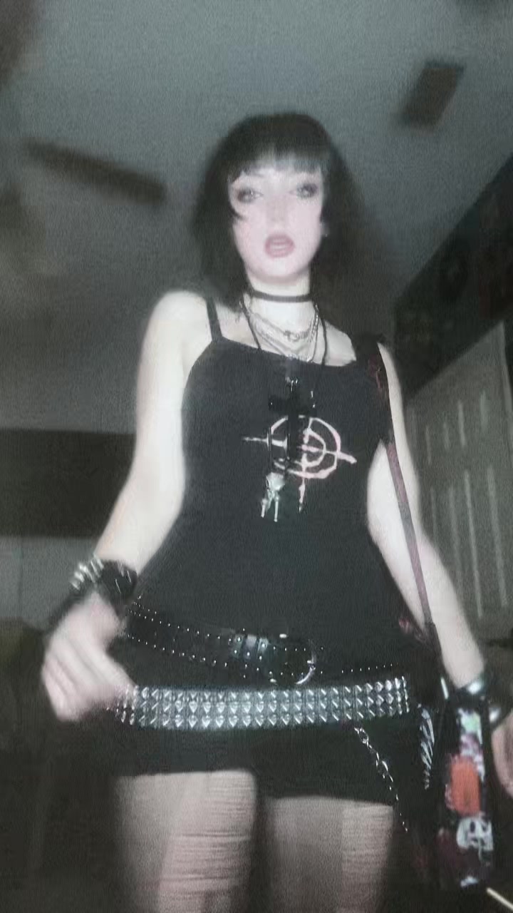 @Ch3rry_b0mb