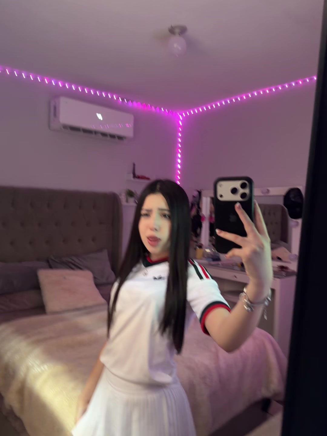 @soyrenatajarquin