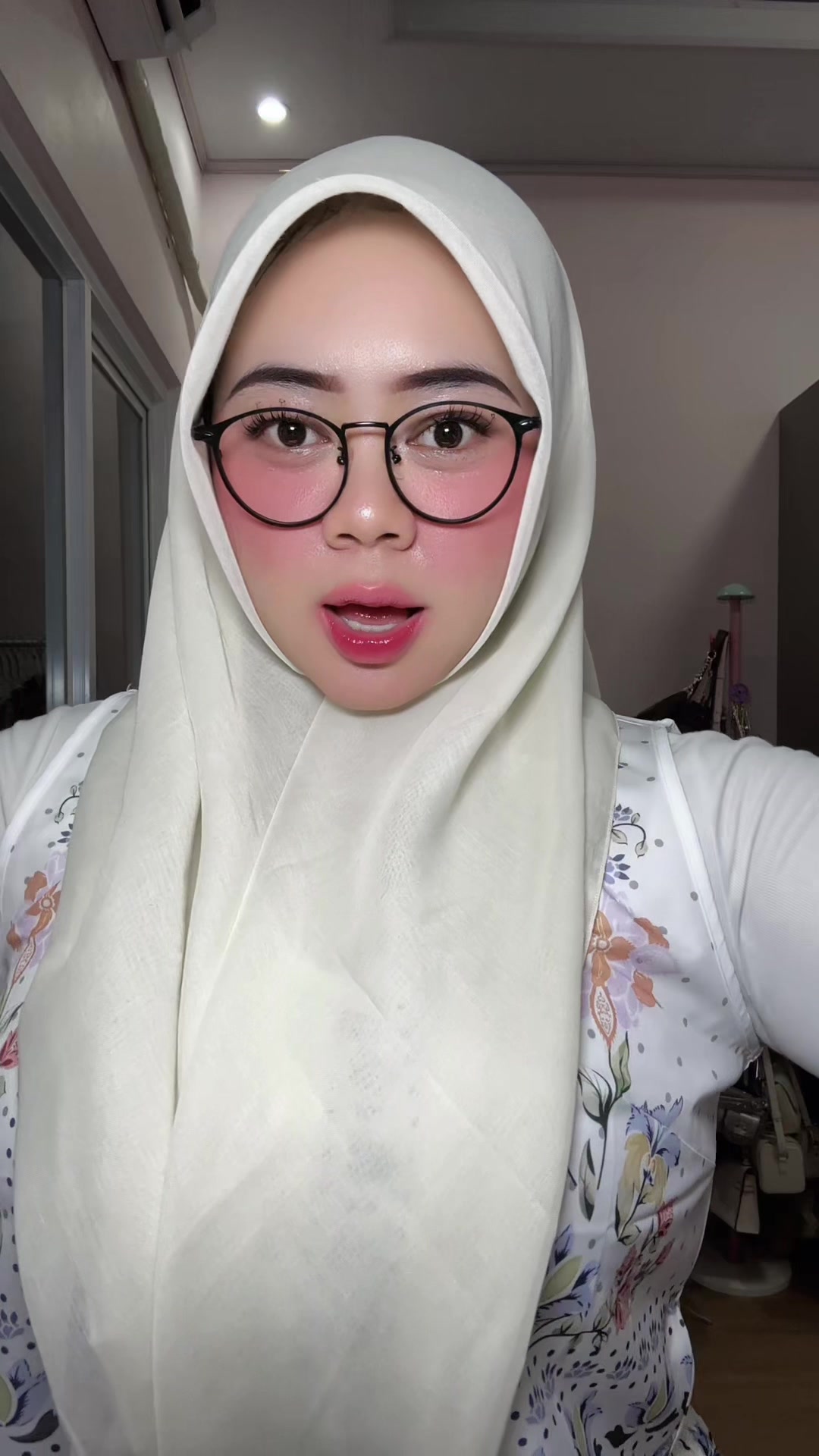@ig: dyah.viikaa