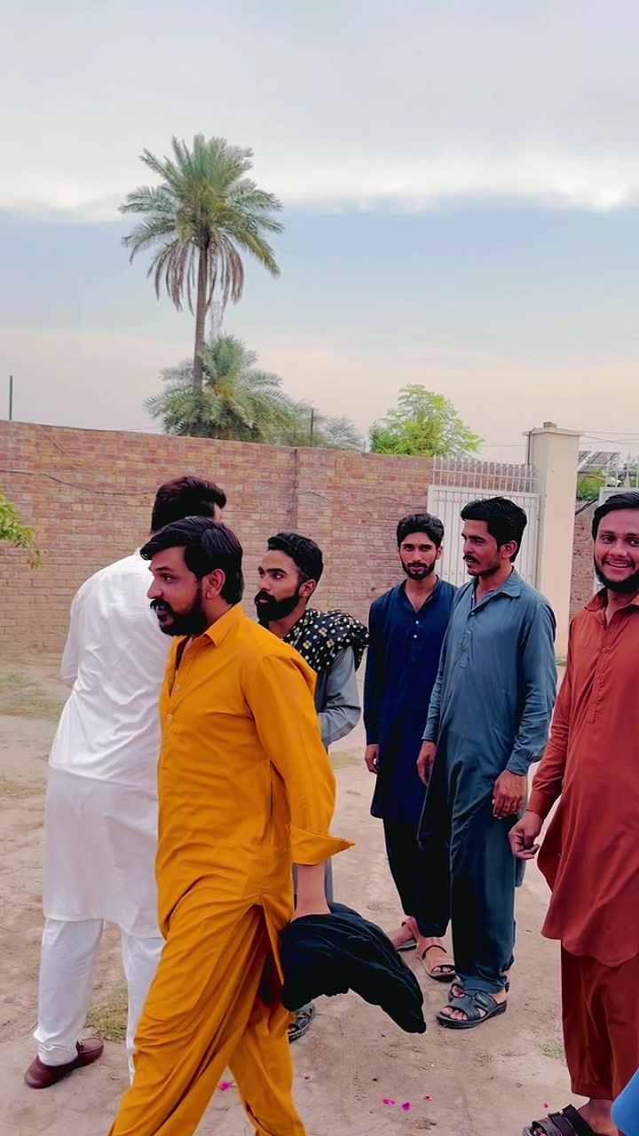 @Dr Yasir Khan
