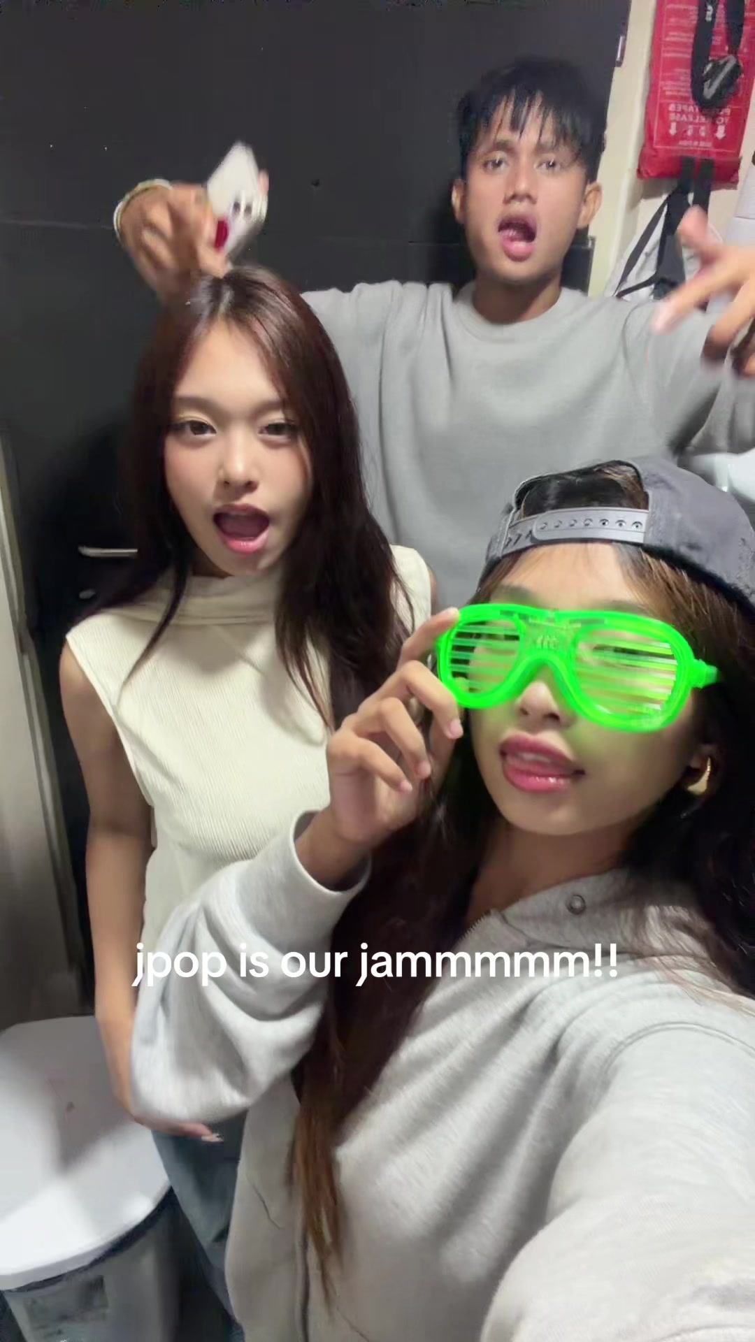 @joji