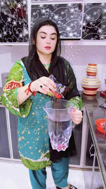 @Farah khan