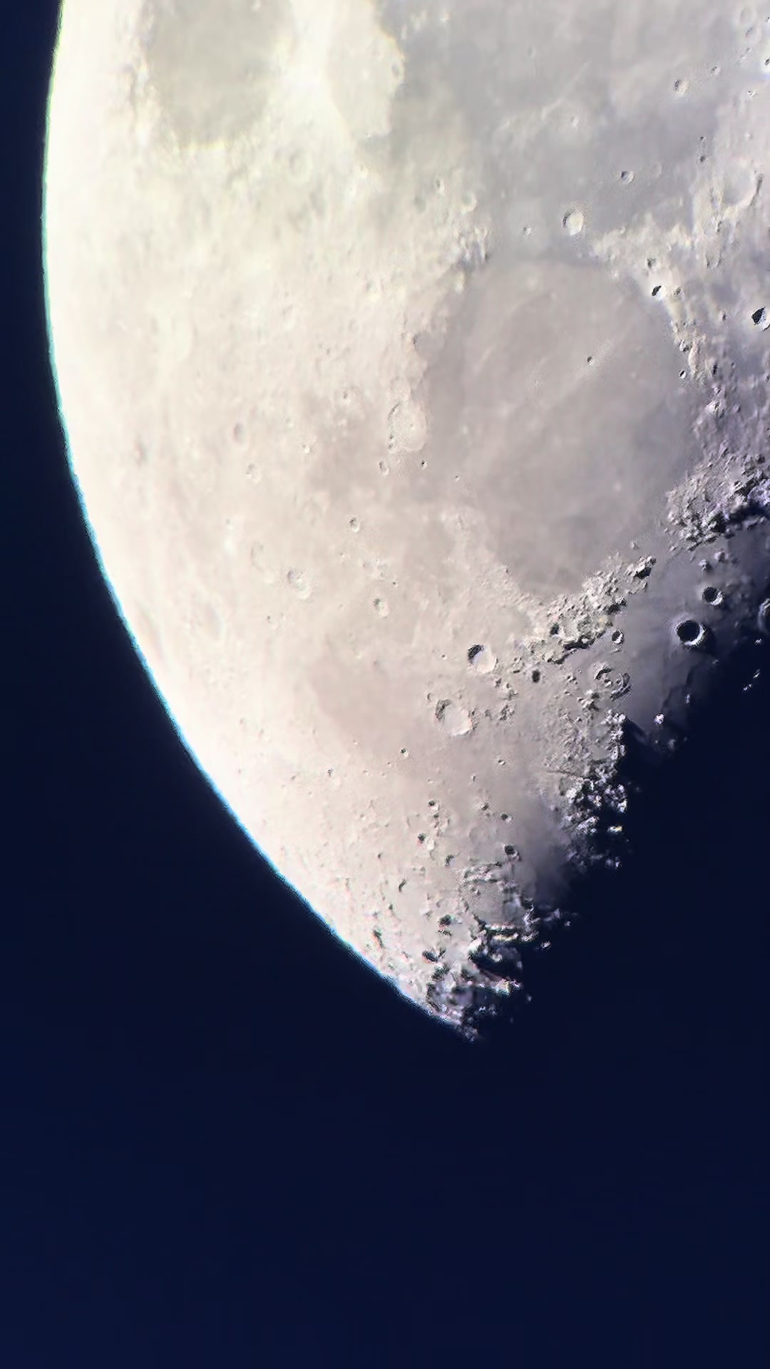 @moontaless