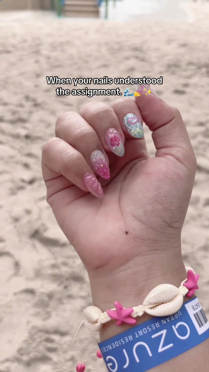 @Ms. Norlinᥫ᭡