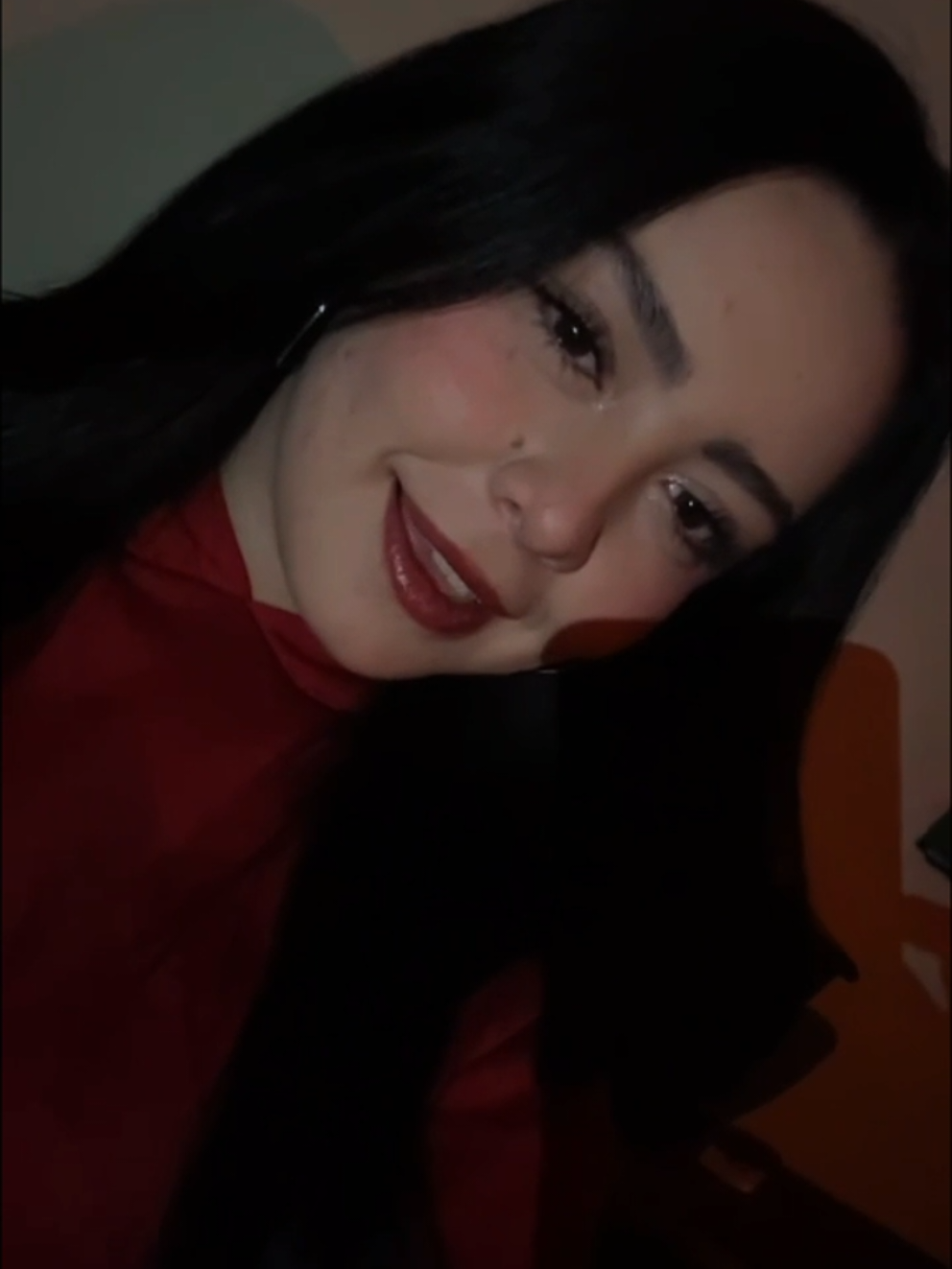 @laura