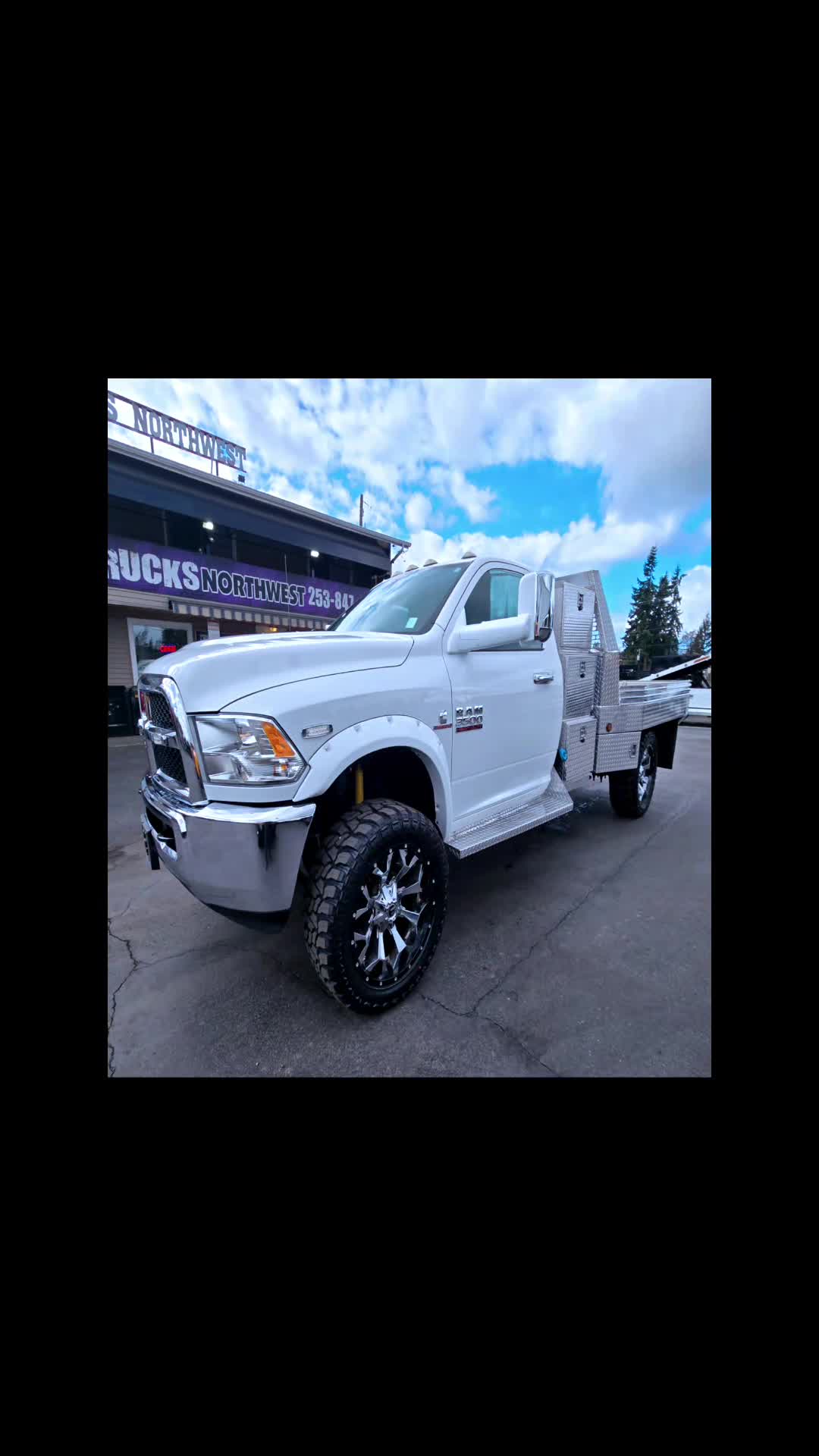 @Trucks NW
