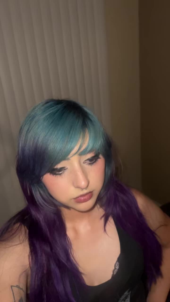 @Sam >.<