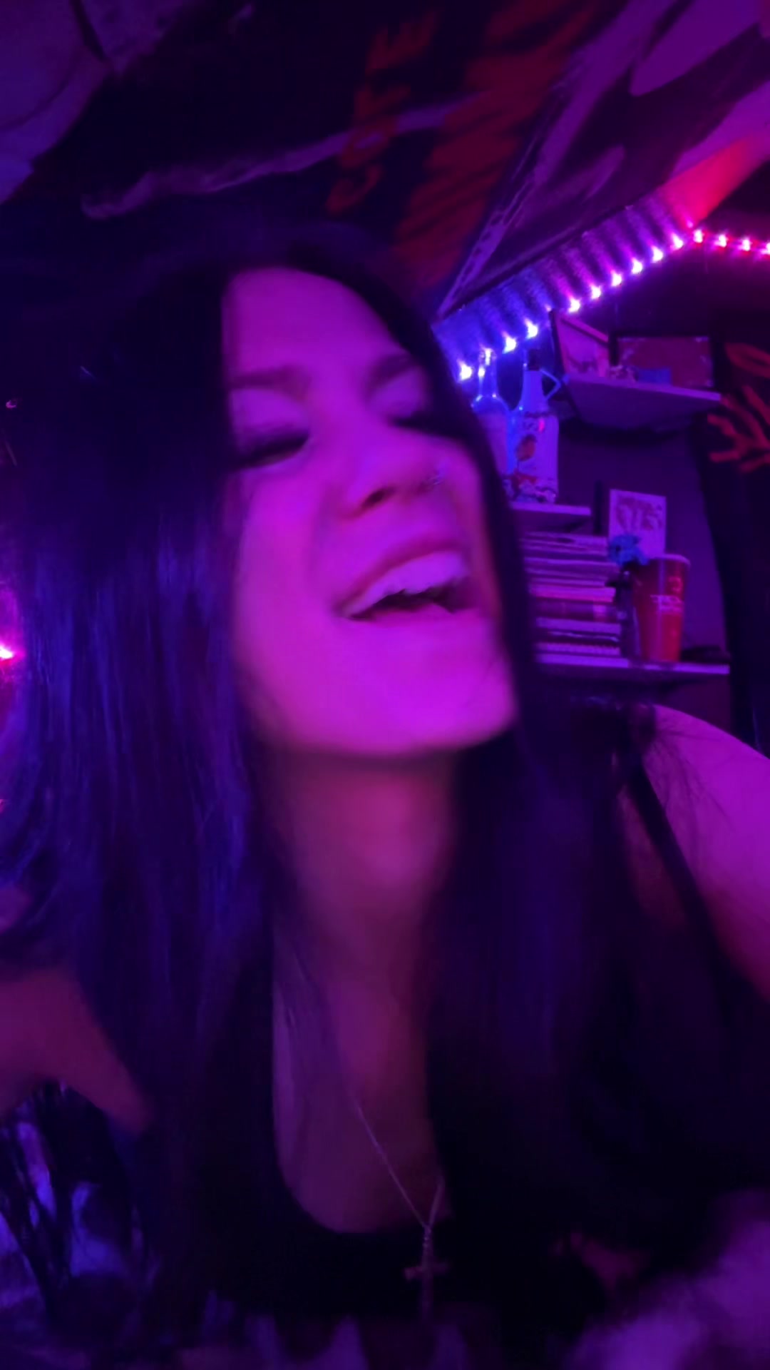 @𝑩 𝑴𝑶𝑵𝑬𝒀 🎱♦️