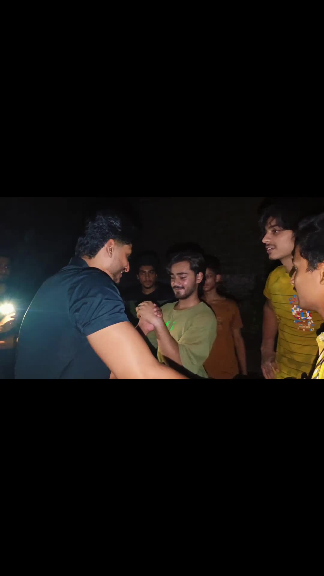 @Ghop Dhop Arm Wrestling