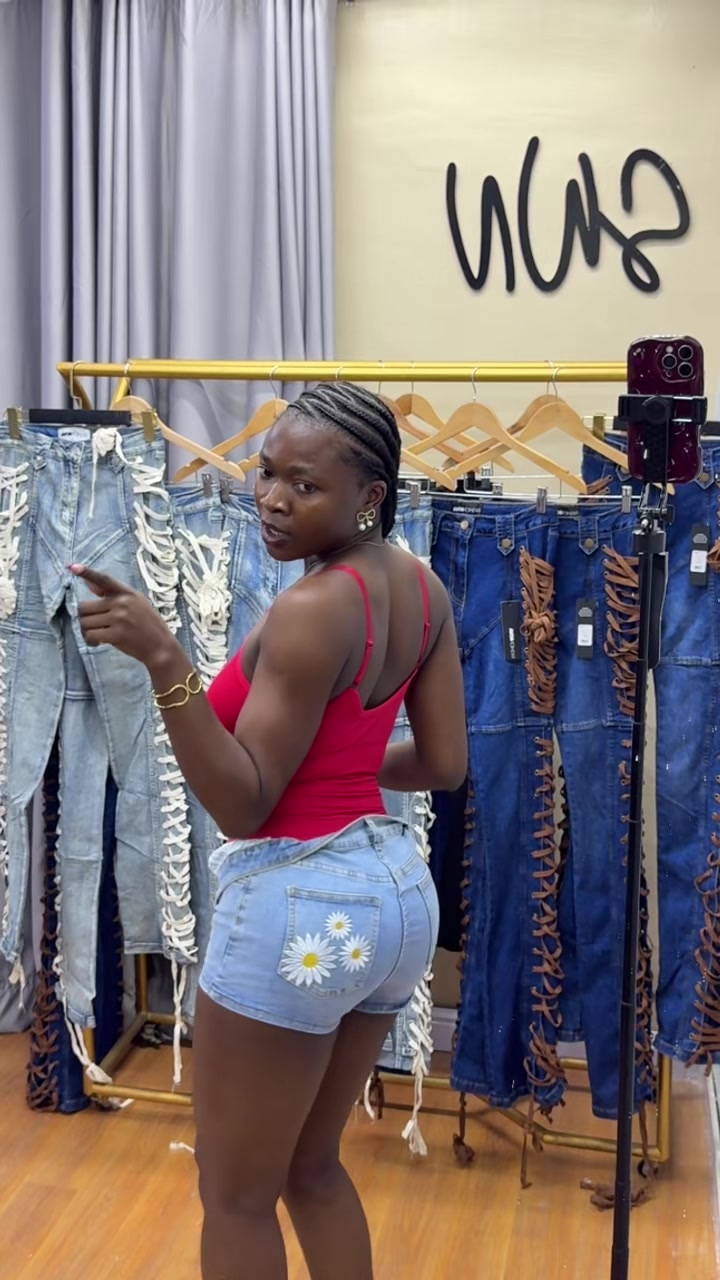 @ShopWithNinu